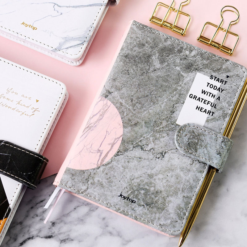 Warum erobern Notizbücher aus Steinpapier im Jahr 2024 die Schreibtische? Warum erobern Notizbücher aus Steinpapier im Jahr 2024 die Schreibtische?